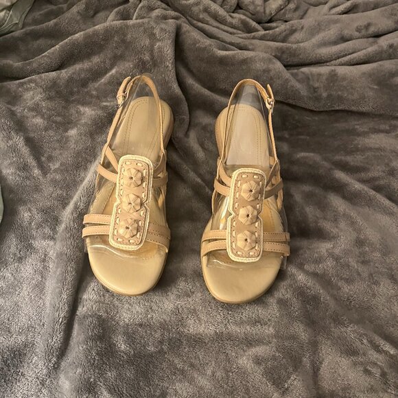 Naturalizer Size 9 Falconette Stonehenge Sandals - like new - Picture 1 of 5